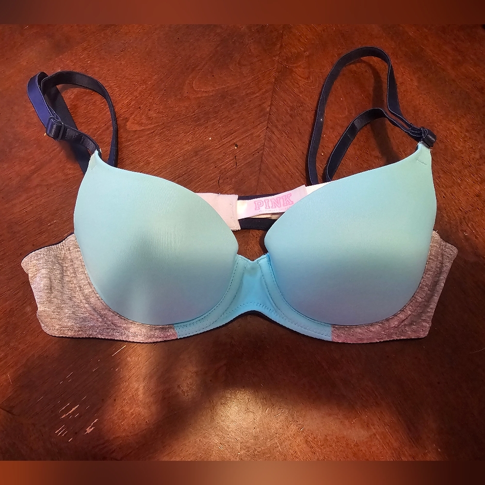 Victoria's Secret Pink Bra Sz 34AA wear everywhere lightly lined underwire NWOT